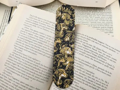 Mehrfarbiges Dackel-Lesezeichen in Gold, Bronze, Jade White und Schwarz – Ansicht 2