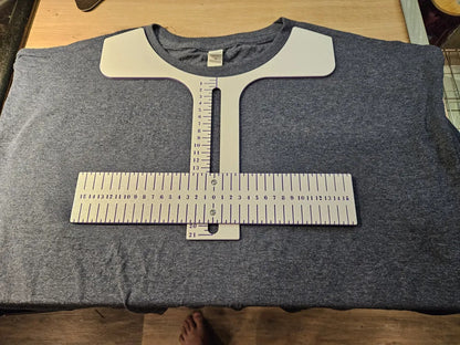 Schiebe-Lineal aus PLA zur Positionierung von T-Shirt-Aufdrucken, für DTF- und HTV-Designs, Weiß, 300 x 300 x 5 mm – Ansicht 2