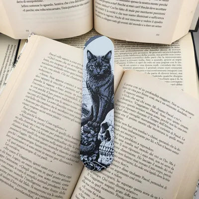 Gotisches Lesezeichen mit schwarzer Katze und Totenkopf – Ansicht 3
