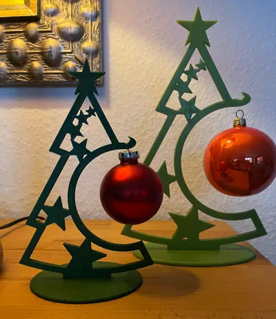 Zwei grüne Tisch-Weihnachtsbäume aus PLA – Ansicht 3