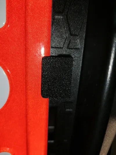 Zwei PETG-Kennzeichenclips für einen Fahrradträger – Ansicht 3