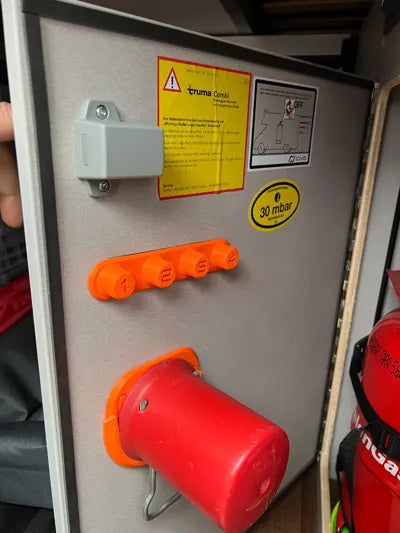 PETG-Halter für einen Gasflaschen-Fülladapter – Ansicht 4
