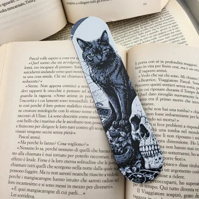 Gotisches Lesezeichen mit schwarzer Katze und Totenkopf – Ansicht 5