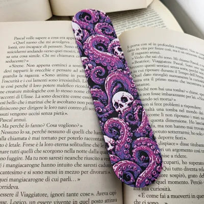 Mehrfarbiges Schädel-Tentakel-Lesezeichen aus PLA in Hot Pink, Purple, Jade White und Schwarz – Ansicht 6