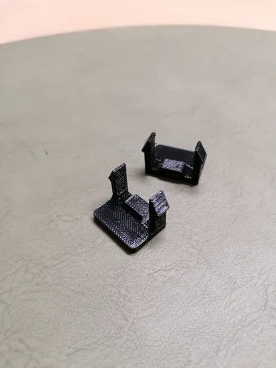 Zwei PETG-Kennzeichenclips für einen Fahrradträger – Ansicht 7