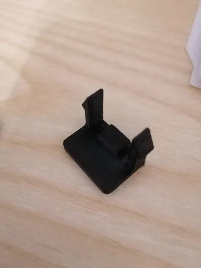Zwei PETG-Kennzeichenclips für einen Fahrradträger – Ansicht 8
