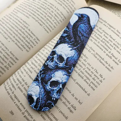 Mehrfarbiges PLA-Lesezeichen mit Gothic-Rabenschädelmotiv – Ansicht 8