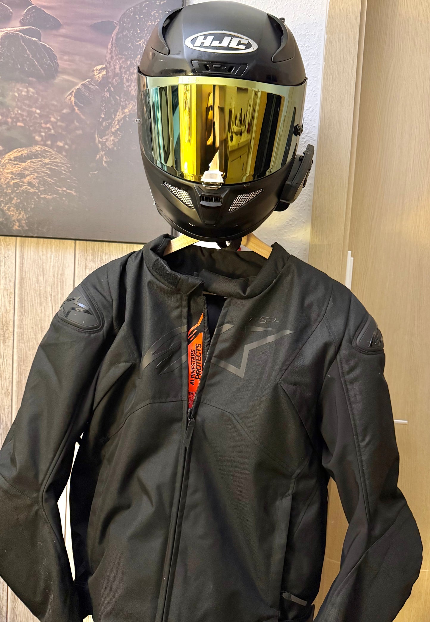Helmhalter Wandhalterung für Motorradhelm – mit Kleiderbügel-Halterung & Schlüsselhaken – Tragkraft bis 10 kg